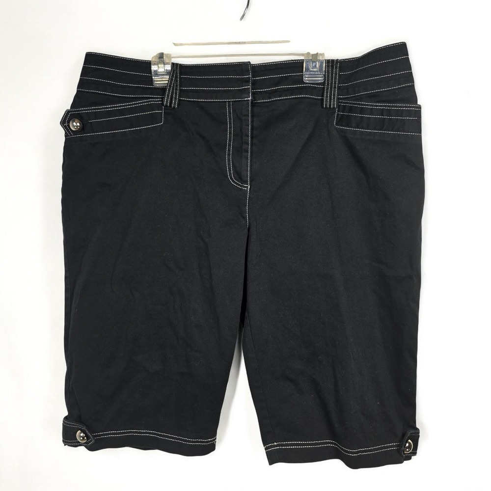 Joseph Ribkoff Shorts Women's Size 16 Black White Stitch Detail Silver Buttons‎